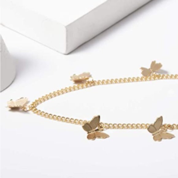Brandy Melville Gold Butterfly Necklace Photo Card - Picture 3 of 4